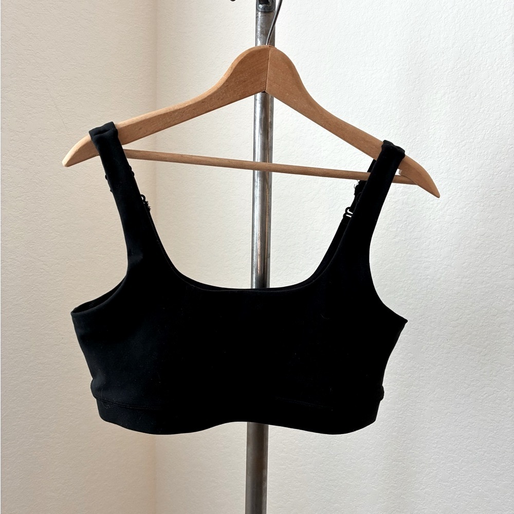 Liaison The Label Core Bra Black sz S EUC gym activewear Pickleball Tennis Gym